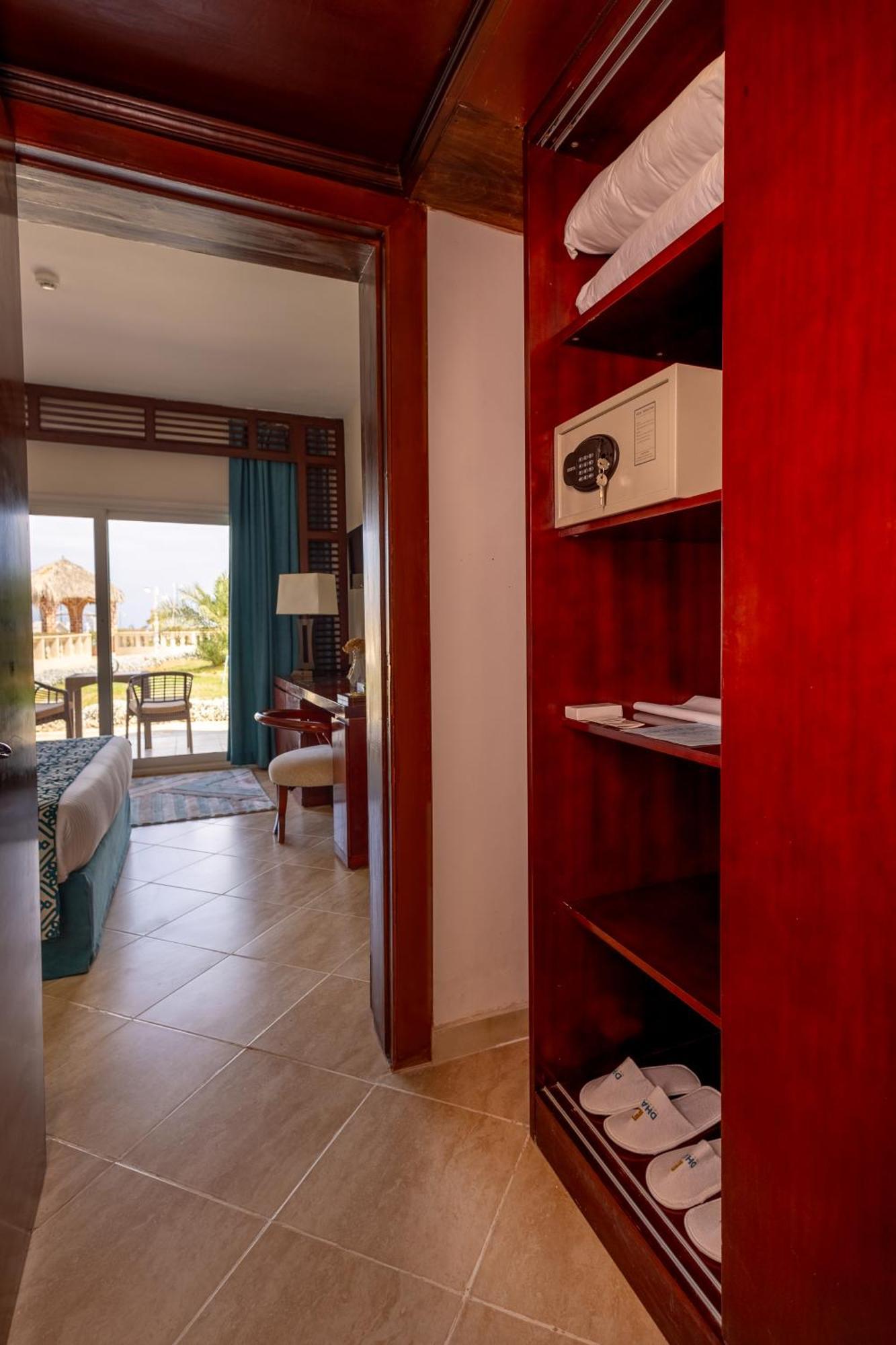מרסה מטרוהה Grand Waha Resort מראה חיצוני תמונה