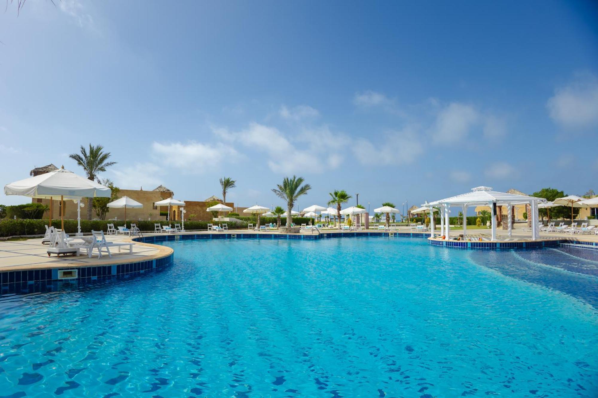 מרסה מטרוהה Grand Waha Resort מראה חיצוני תמונה